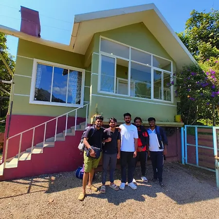 Riviera Passion Homestay Munnar
